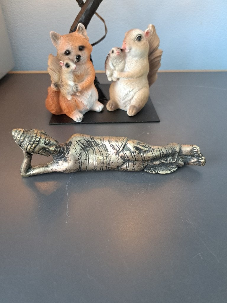 Liggende boeddha brons 17 cm, Ophalen of Verzenden, Zo goed als nieuw