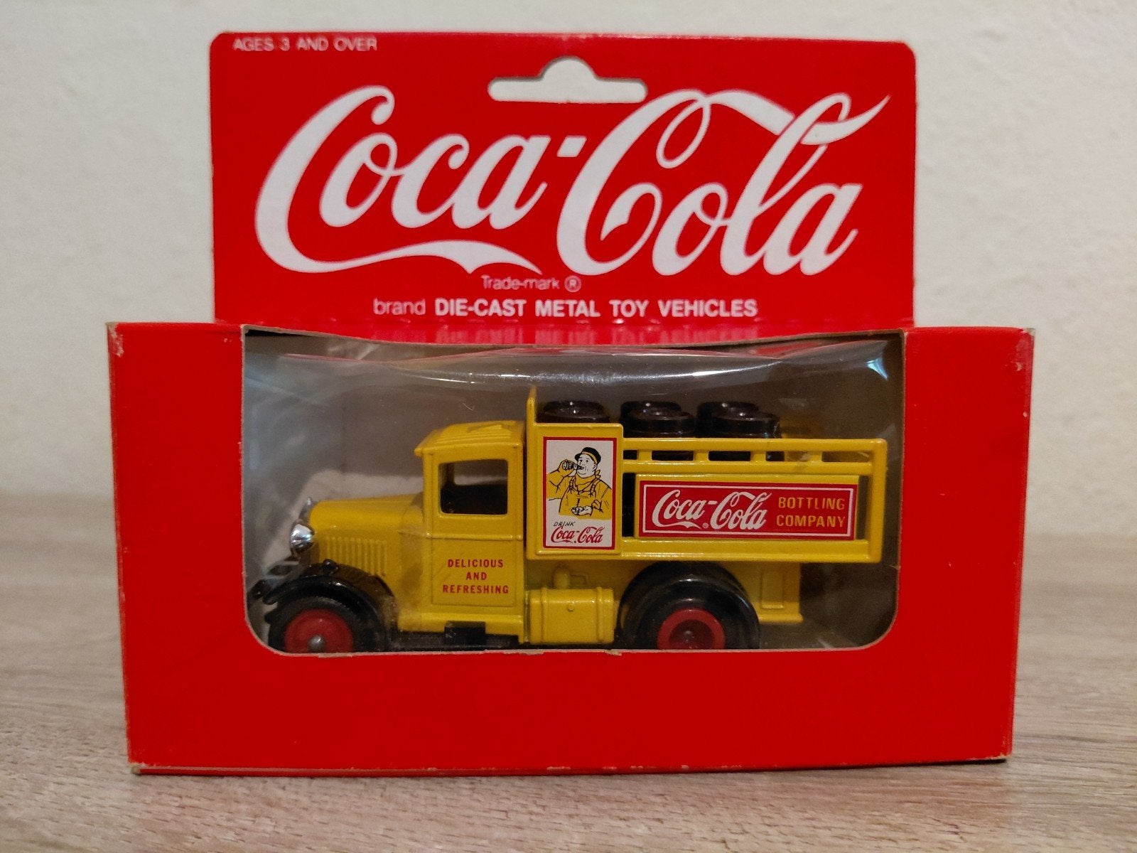 'Coca-Cola' Ford A Stake Truck, Overige merken, 1:50 of kleiner, Verzenden, Nieuw