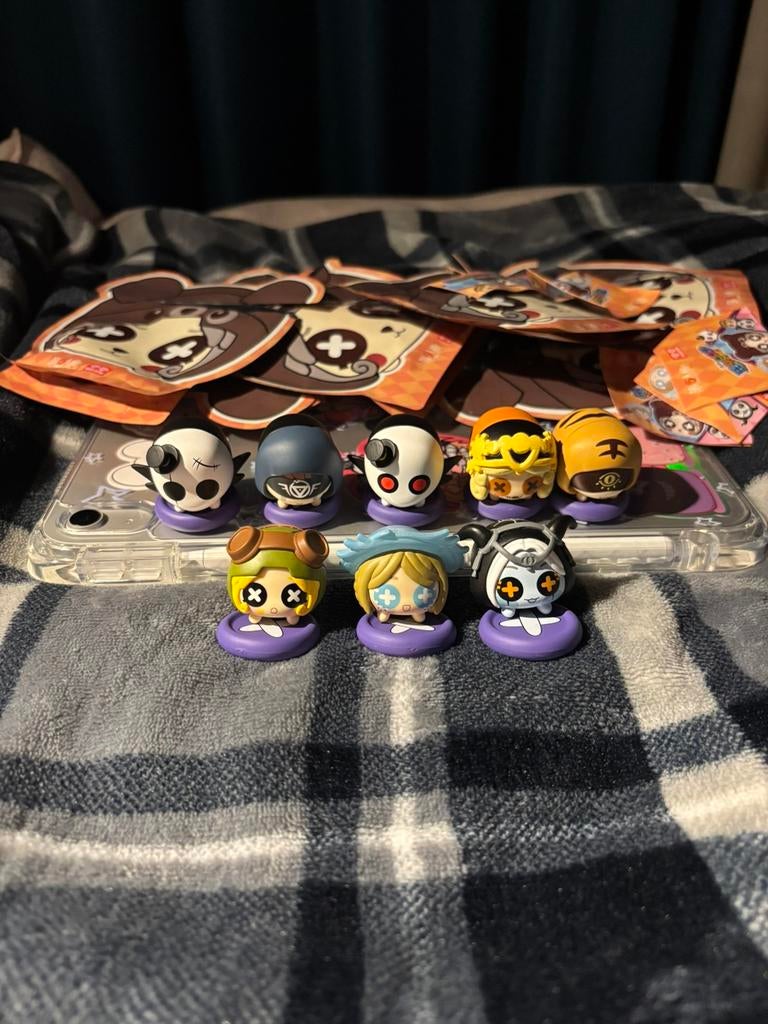 identity v blind bag mini figures, Ophalen of Verzenden, Zo goed als nieuw