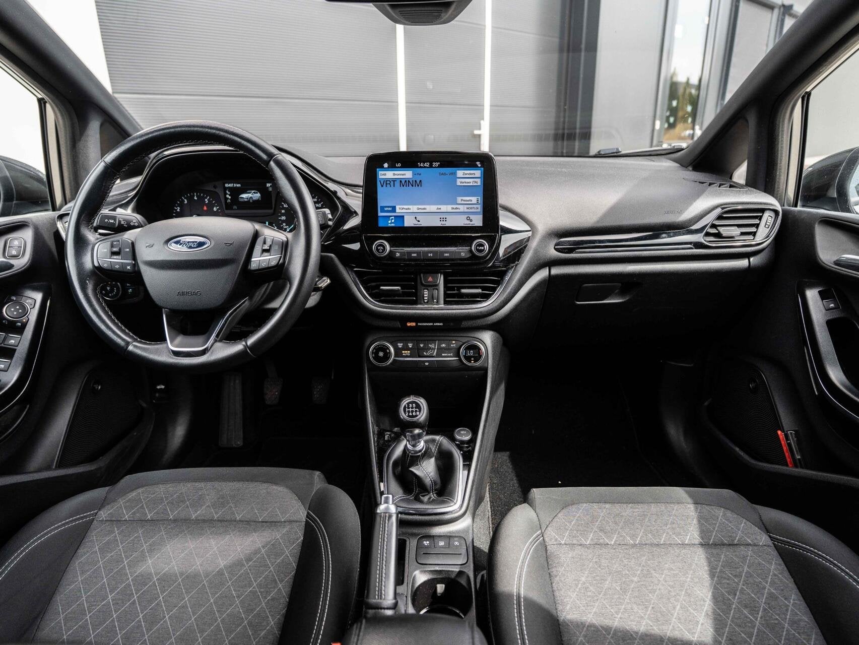 Ford Fiesta 1.0 EcoBoost Active X Navi|Carplay|LED|B&O!, Auto's, Voorwielaandrijving, Bedrijf, Handgeschakeld, Zilver of Grijs