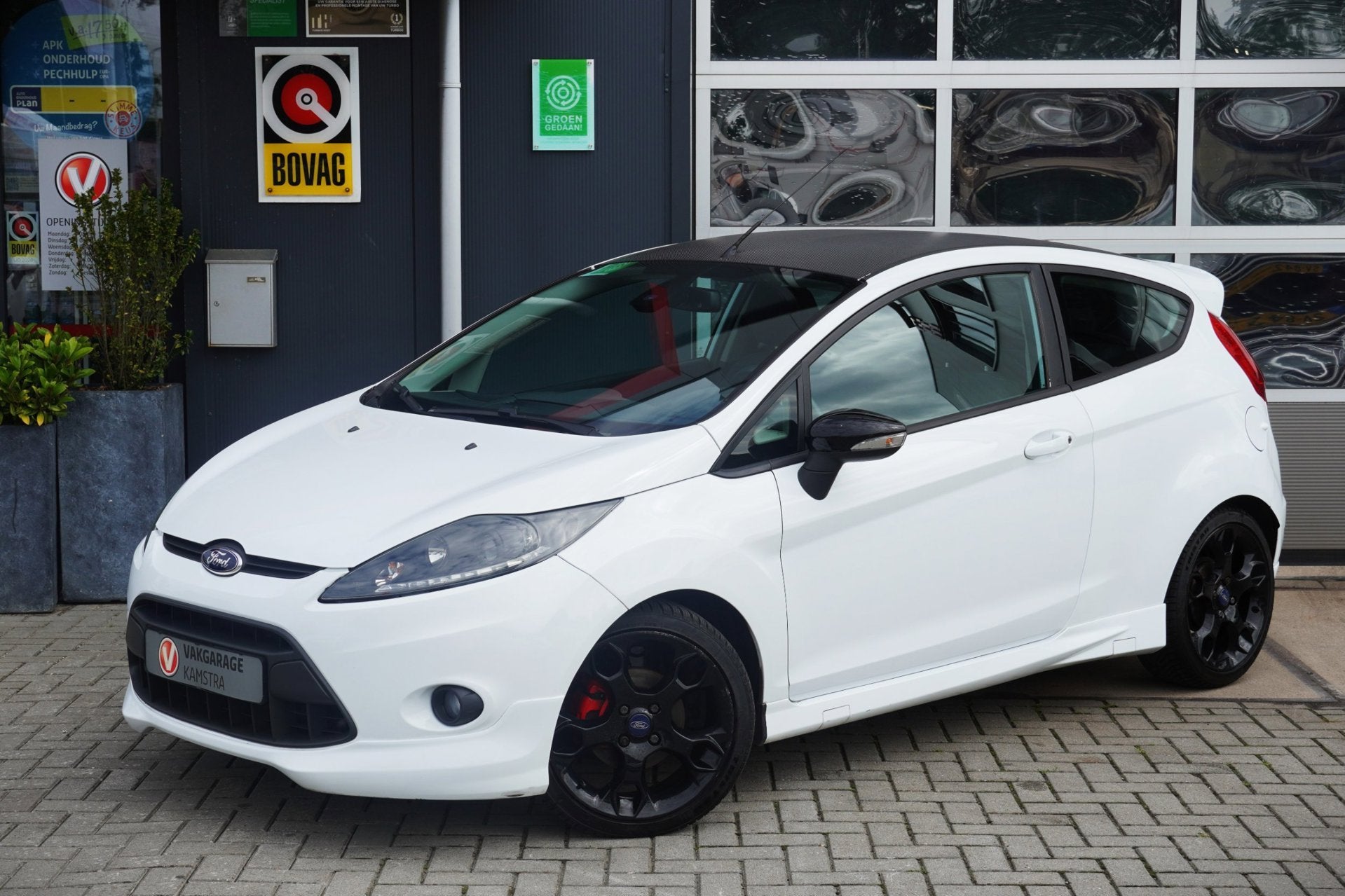 Ford Fiesta 1.6 Sport 120PK NAP Airco/Cruise/PDC/Trekh., Auto's, Ford, Stof, Gebruikt, 31 €/maand, 4 cilinders