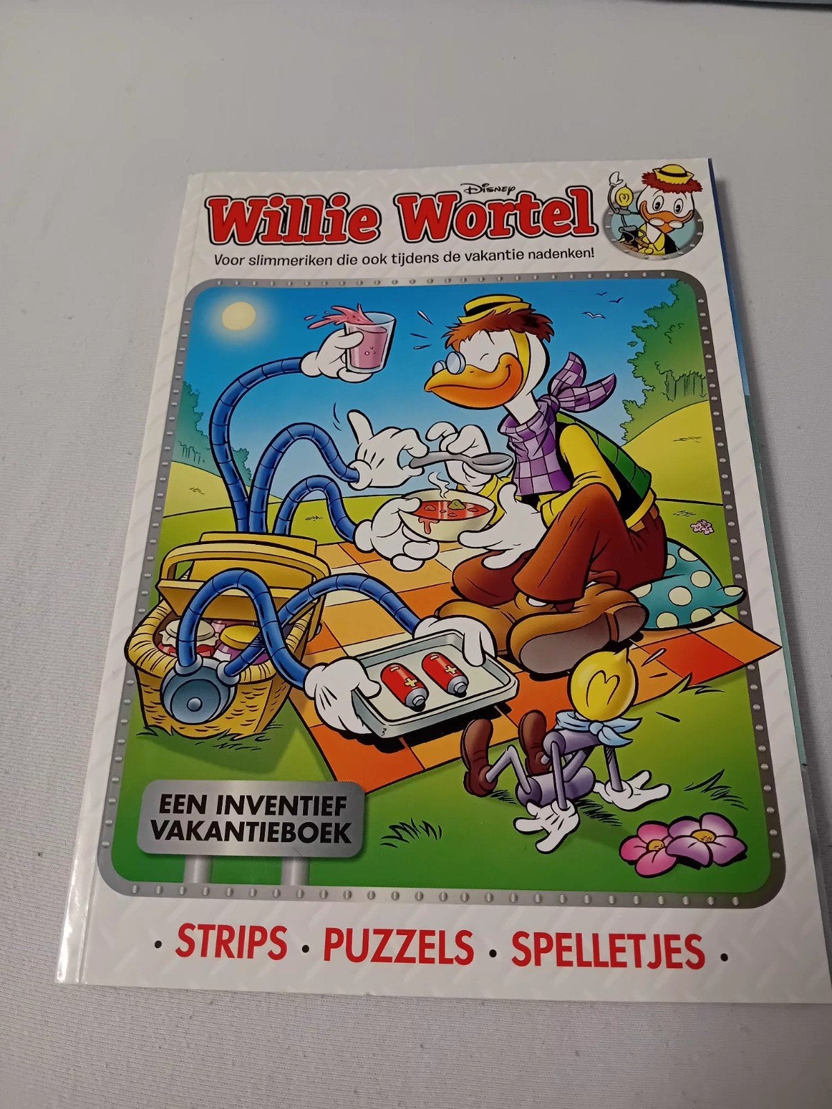 WILLIE WORTEL VAKANTIEBOEK 2024, Ophalen, Zo goed als nieuw