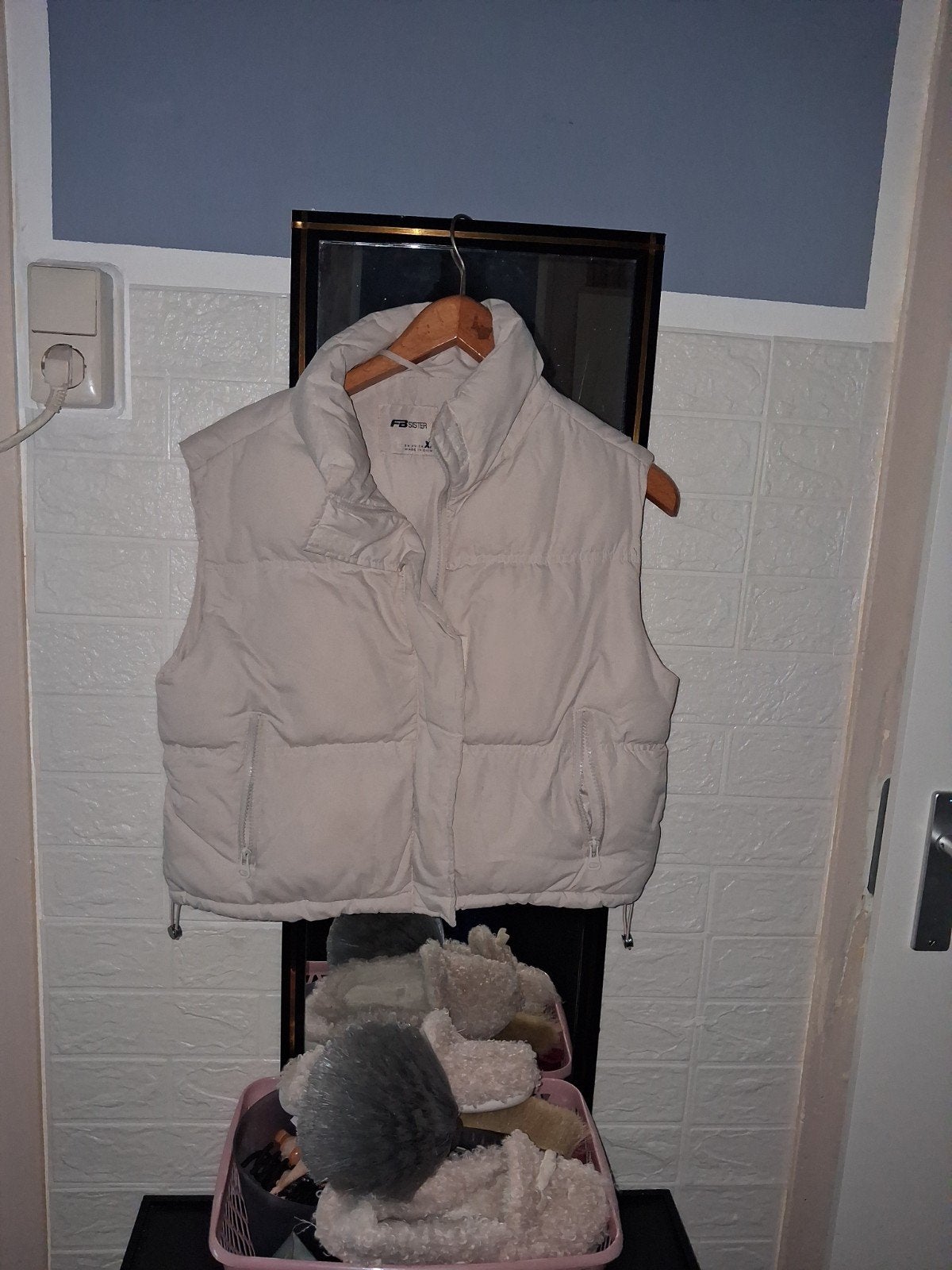 FB Sister bodywarmer maat XS, Kleding | Dames, Beige, Ophalen of Verzenden, Zo goed als nieuw, Maat 34 (XS) of kleiner