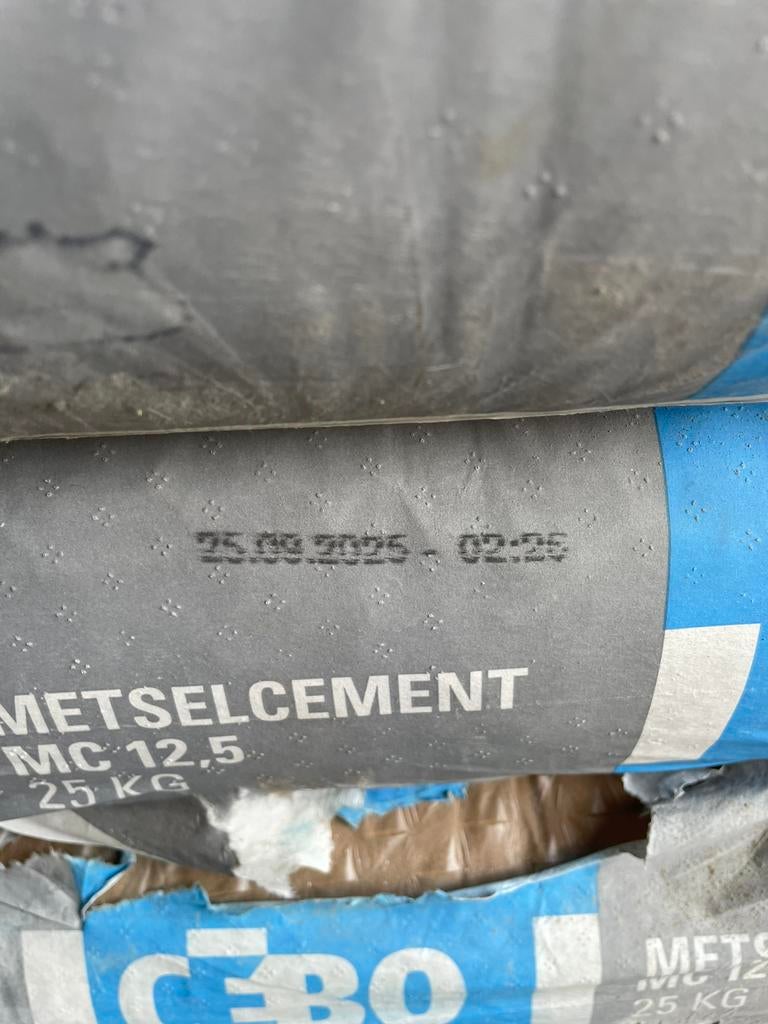 Cebo metselcement 10 zakken, Overige materialen, Zo goed als nieuw, 15 m² of meer, Ophalen