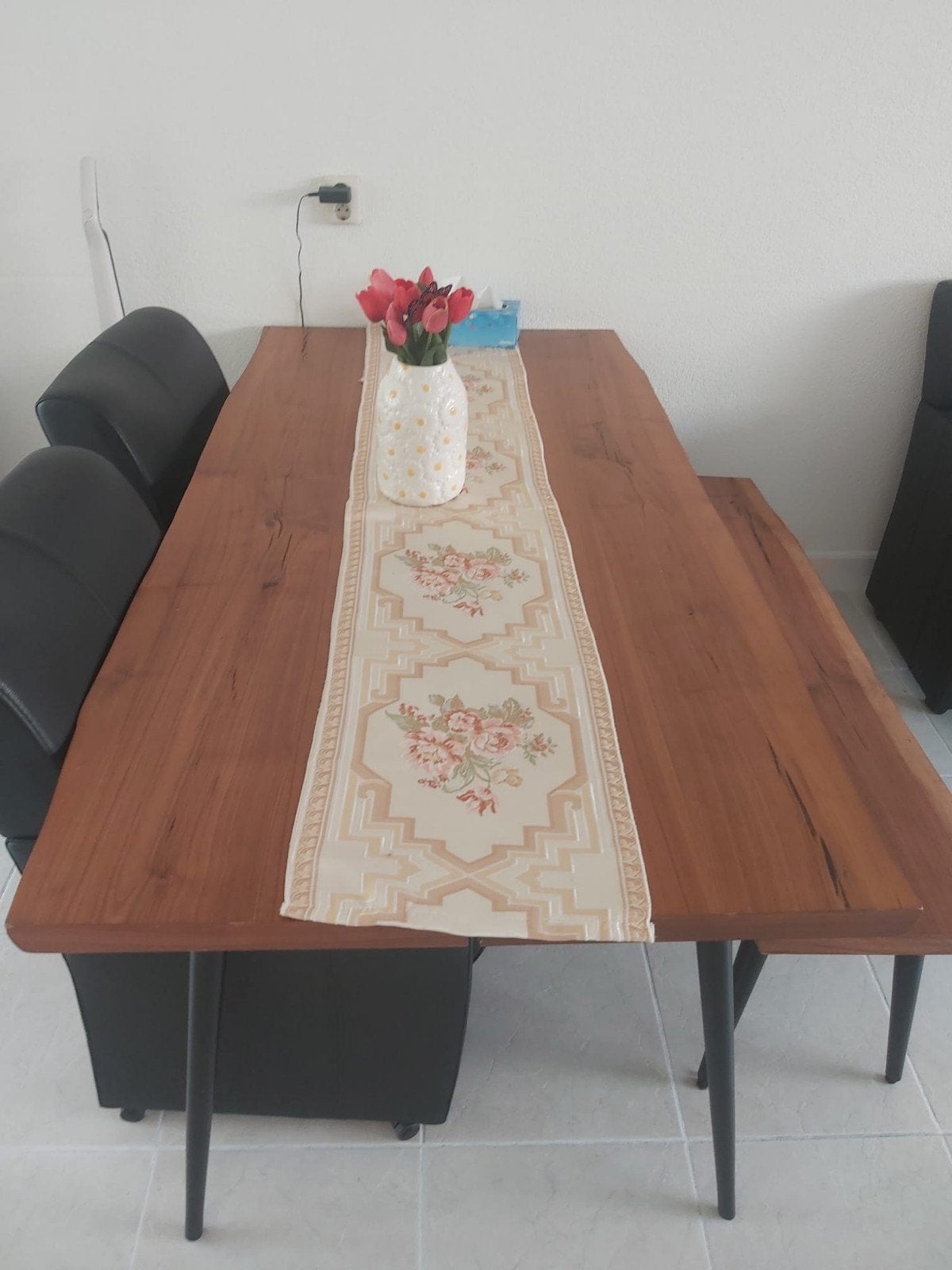 Eettafel met bankje, Ophalen, Overige houtsoorten, 50 tot 100 cm, Zo goed als nieuw