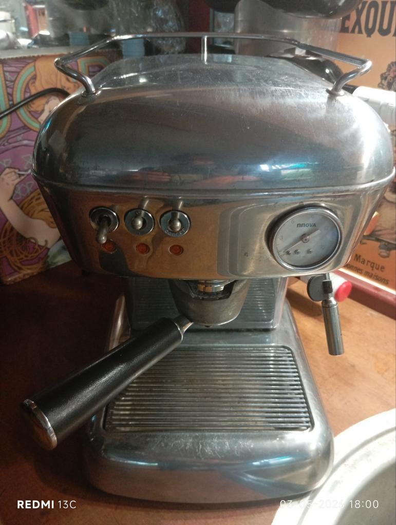 Ascaso, Quickmill, la Pavoni, Isomac machines, Sage molen, Gebruikt, Espresso apparaat, 1 kopje, Gemalen koffie
