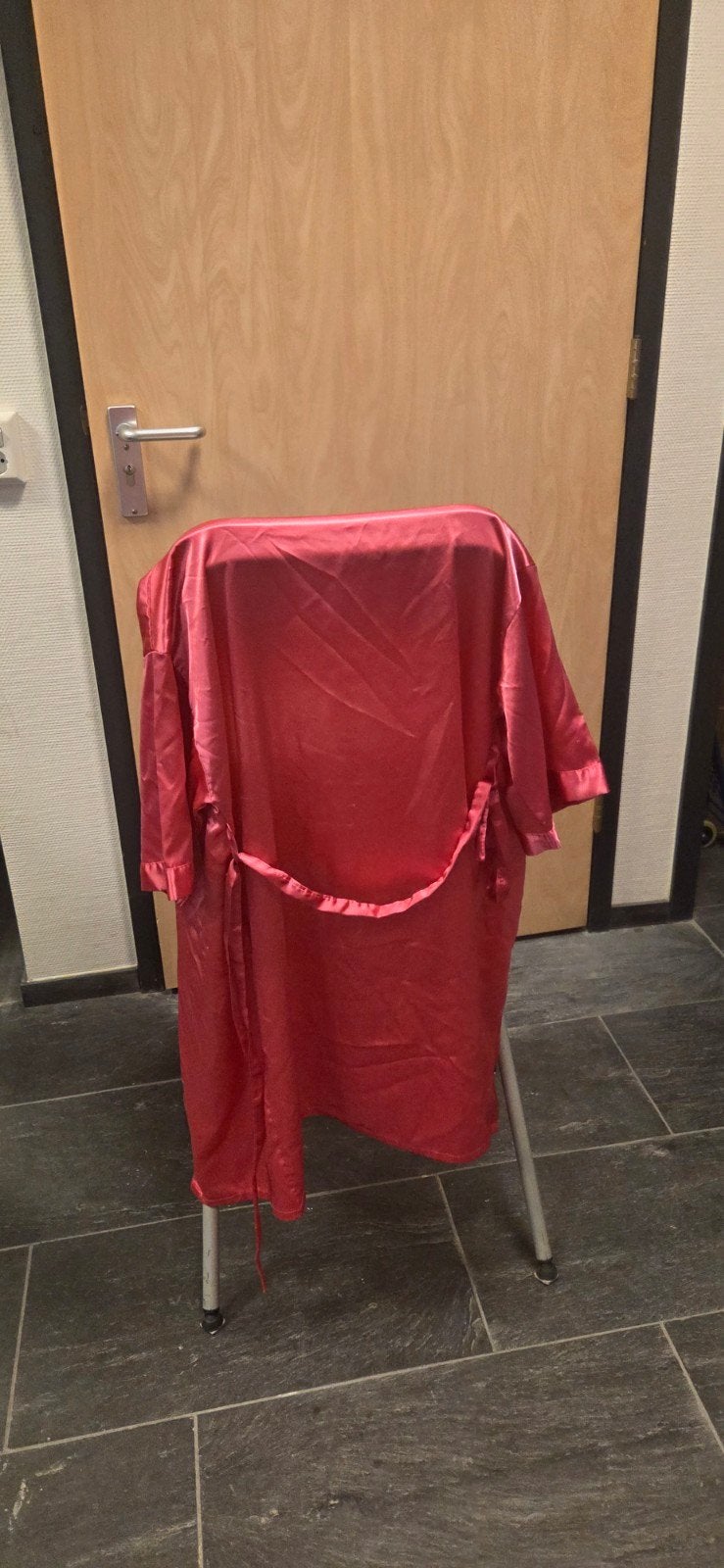 Roze kinder satijnen badjas maat 152/164, Onbekend, Ophalen of Verzenden, Rood, Badjas