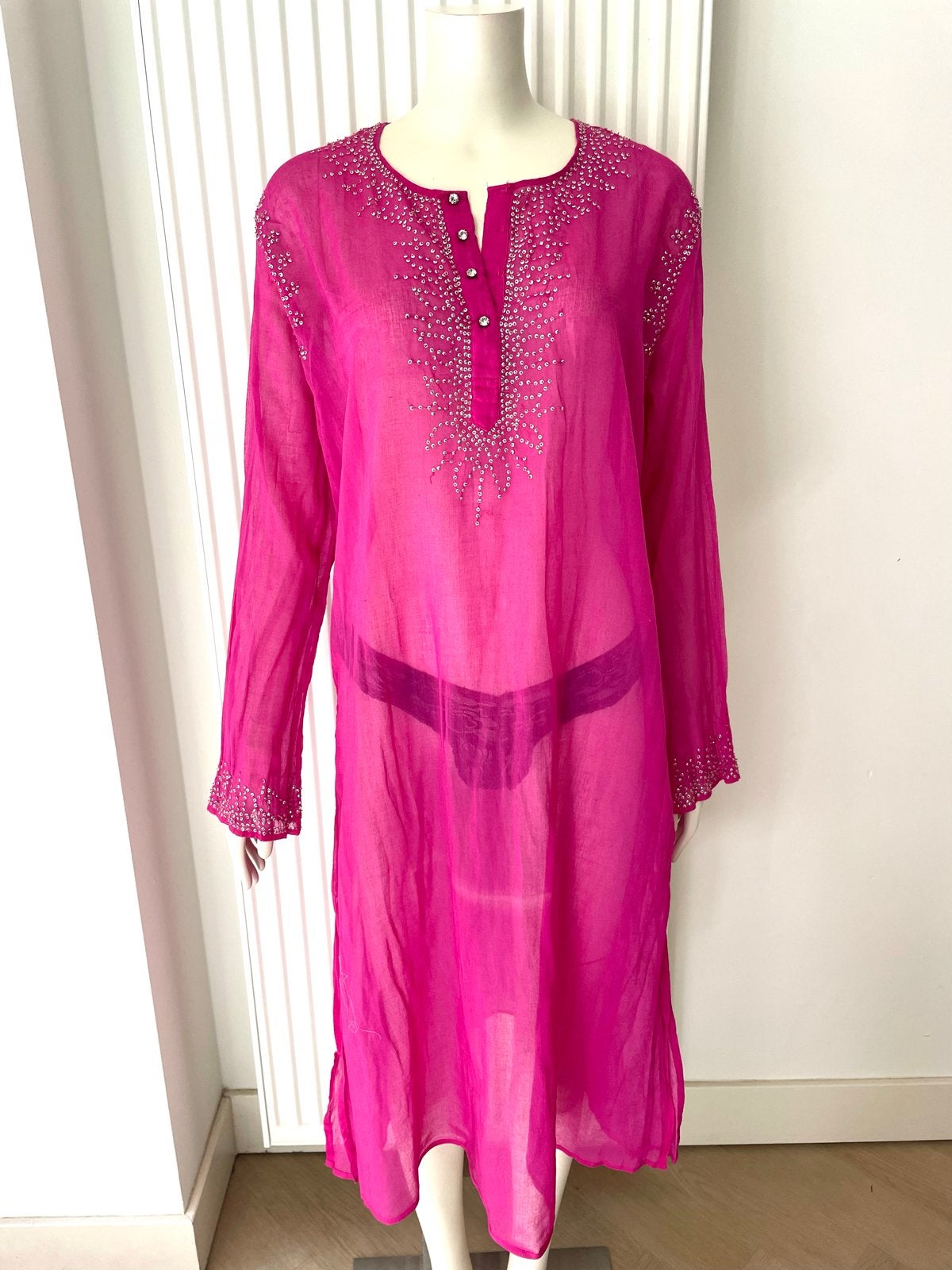 Luxe handgeborduurde tuniekjurk, Nieuw! Made in India, Kleding | Dames, Jurken, Ophalen of Verzenden, Nieuw, Roze, Knielengte