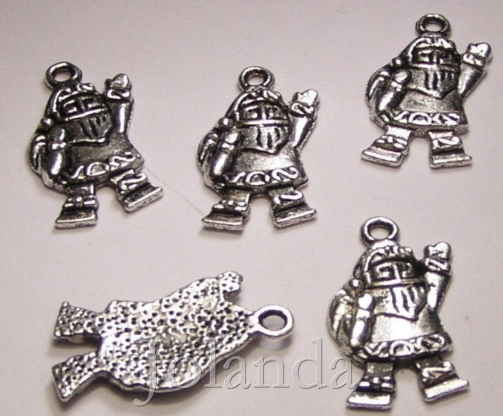 0796 Metalen Kerstman Bedels, Overige merken, Overige materialen, Nieuw, Ophalen of Verzenden