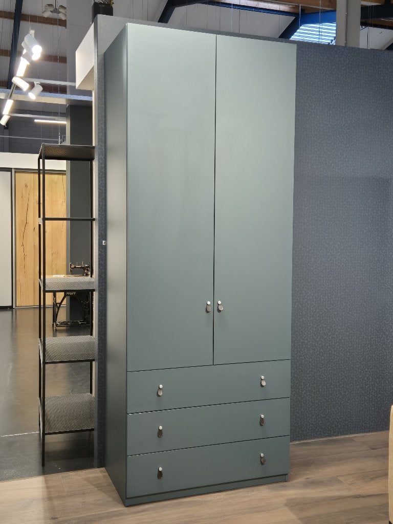 Prachtige kast voor slaapkamer of woonkamer., Huis en Inrichting, Kasten | Kledingkasten, Nieuw, 200 cm of meer, 50 tot 100 cm