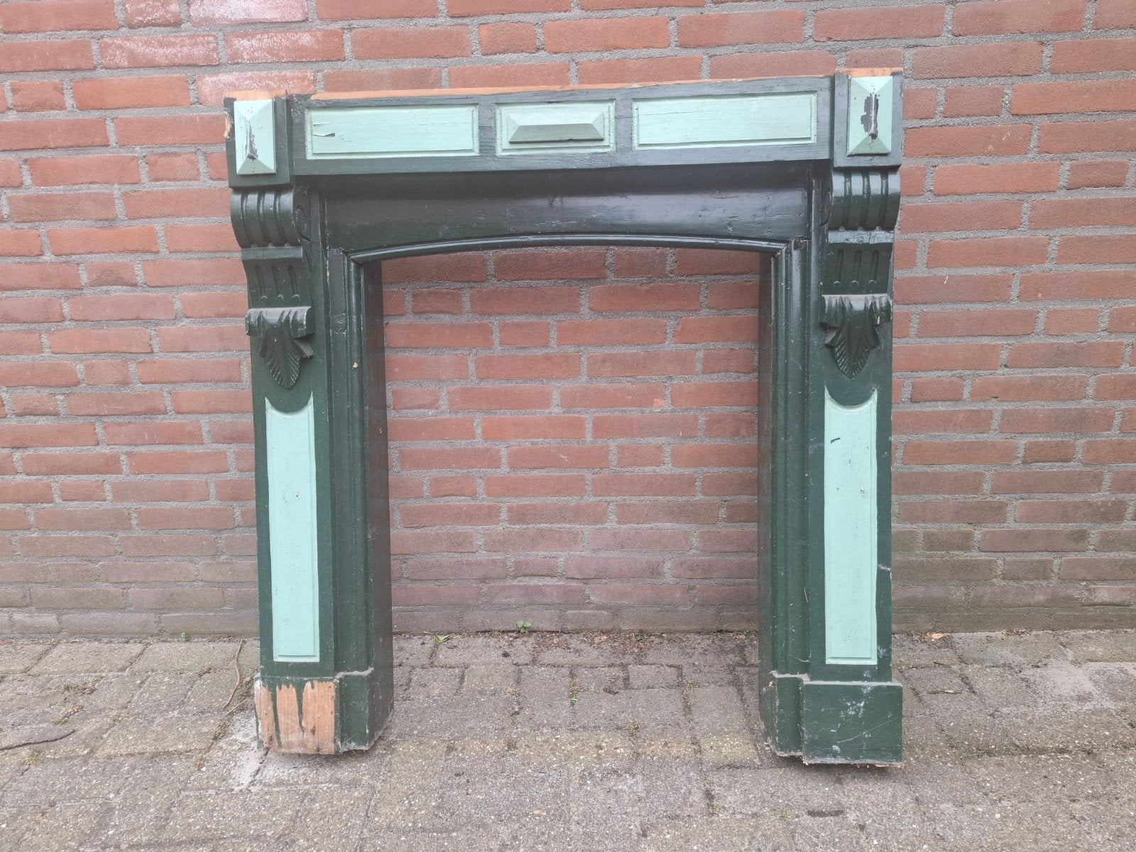 Antieke schouw- ombouw, Doe-het-zelf en Verbouw, Kozijnen en Schuifpuien, Ophalen, Hout, 75 tot 150 cm, Raamkozijn