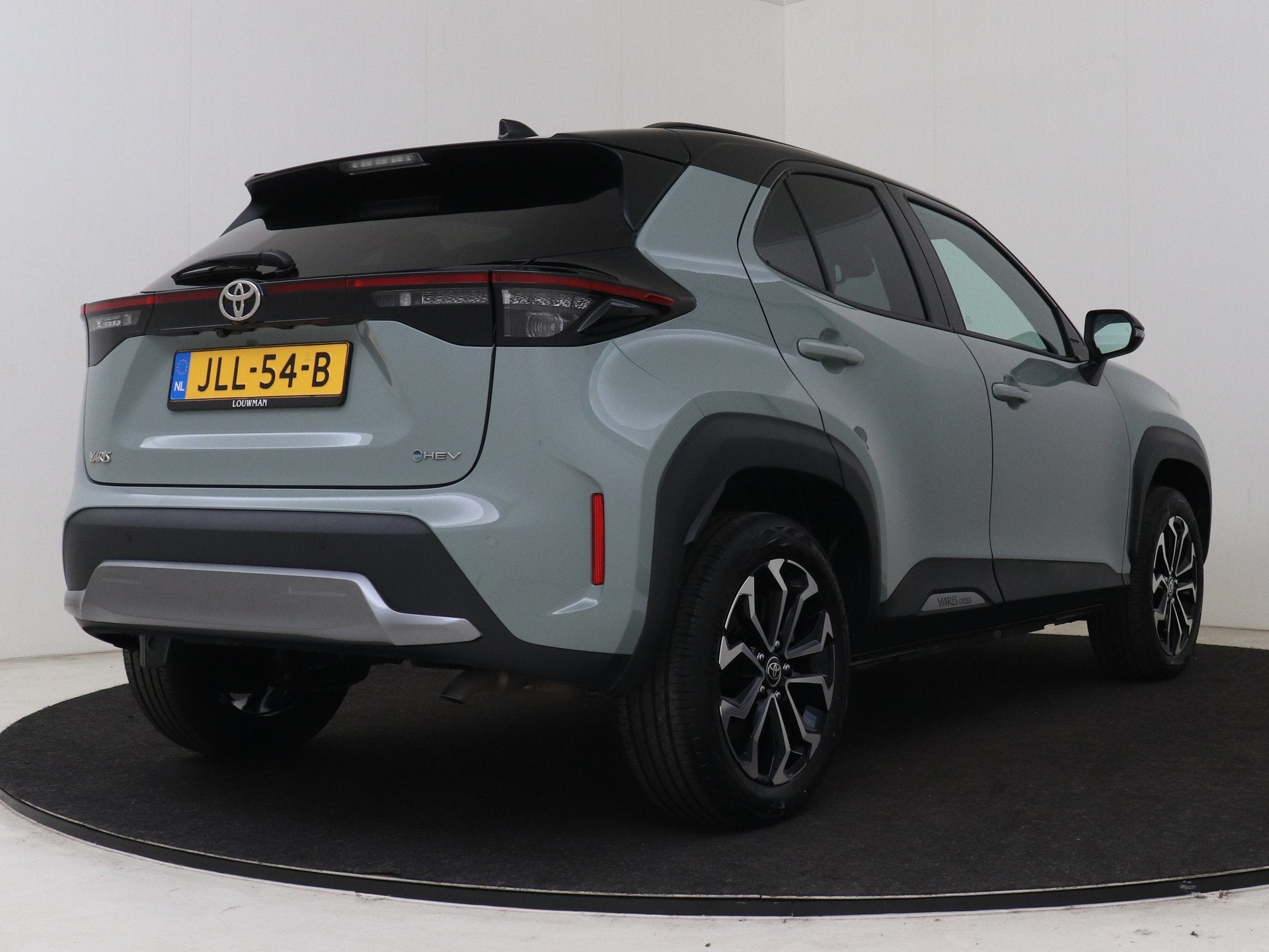 Toyota Yaris Cross 1.5 Hybrid 130 Executive Premium Pack, 12 maanden, 1195 kg, Leder en Stof, Bedrijf