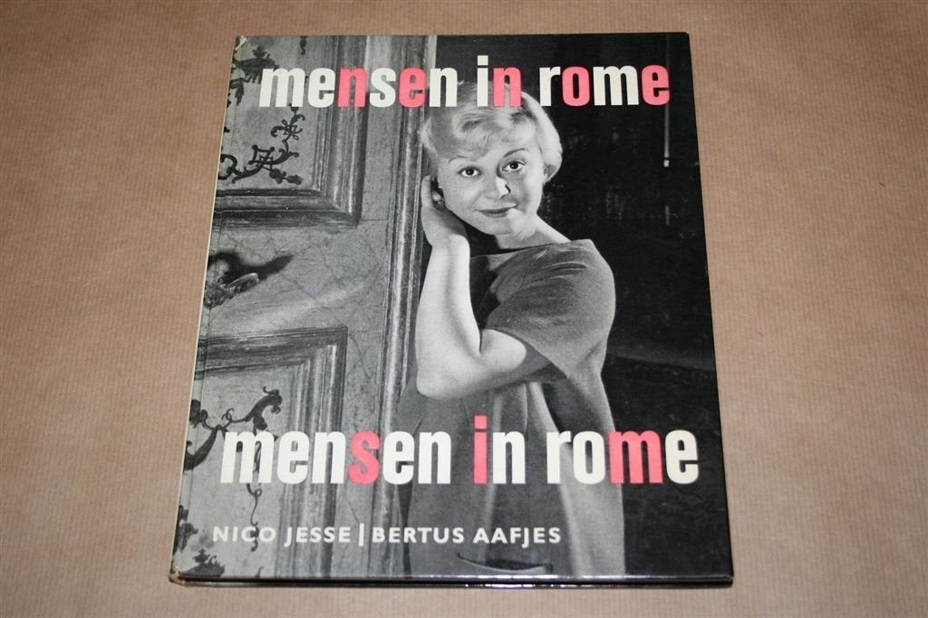 Mensen in Rome – Jesse & Aafjes, rijk geïllustreerd [1960], Boeken, Ophalen of Verzenden, Gelezen, Europa
