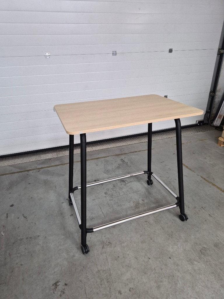 Verrijdbare sta tafel, Ophalen, Zo goed als nieuw