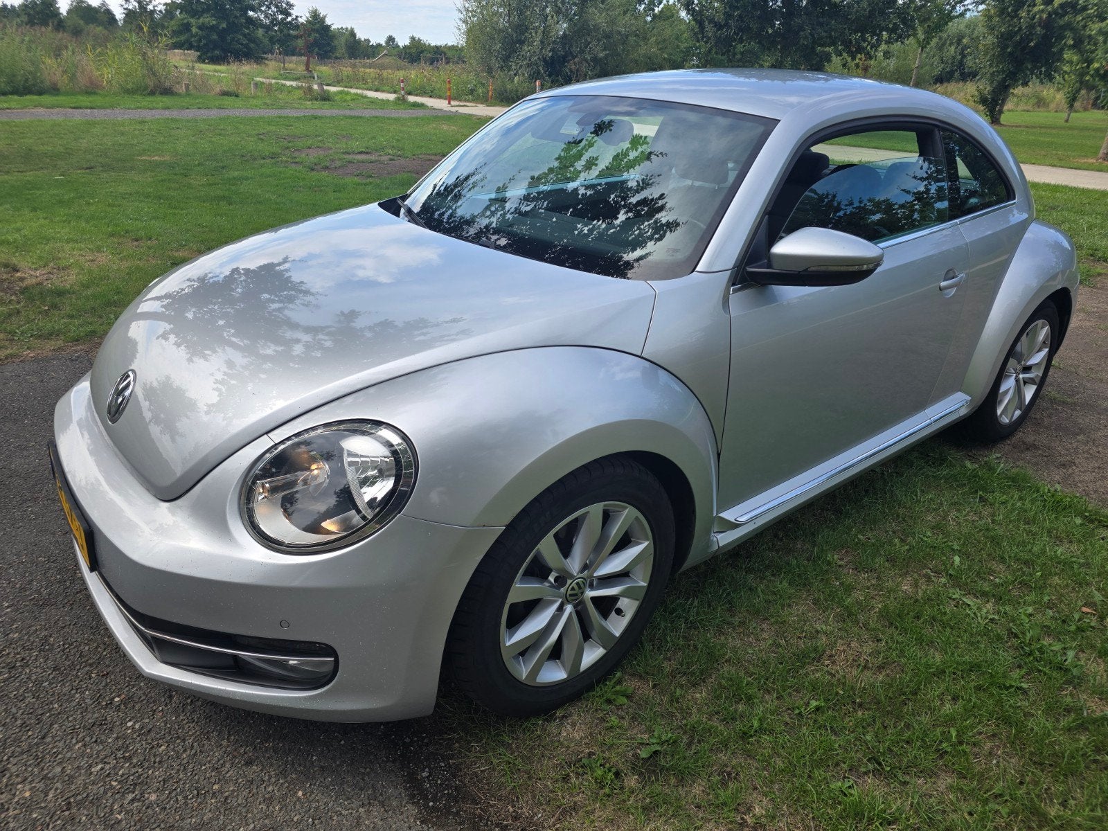 VW New Beetle 1.2 TSI 2012 Grijs..140 PK..6 Bak, Voorwielaandrijving, Stof, Beetle (Kever), 4 cilinders