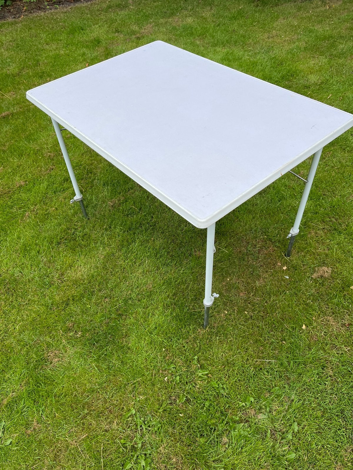 Campingtafel 100x68 cm - Verstelbare poten, Ophalen, Gebruikt, Campingtafel