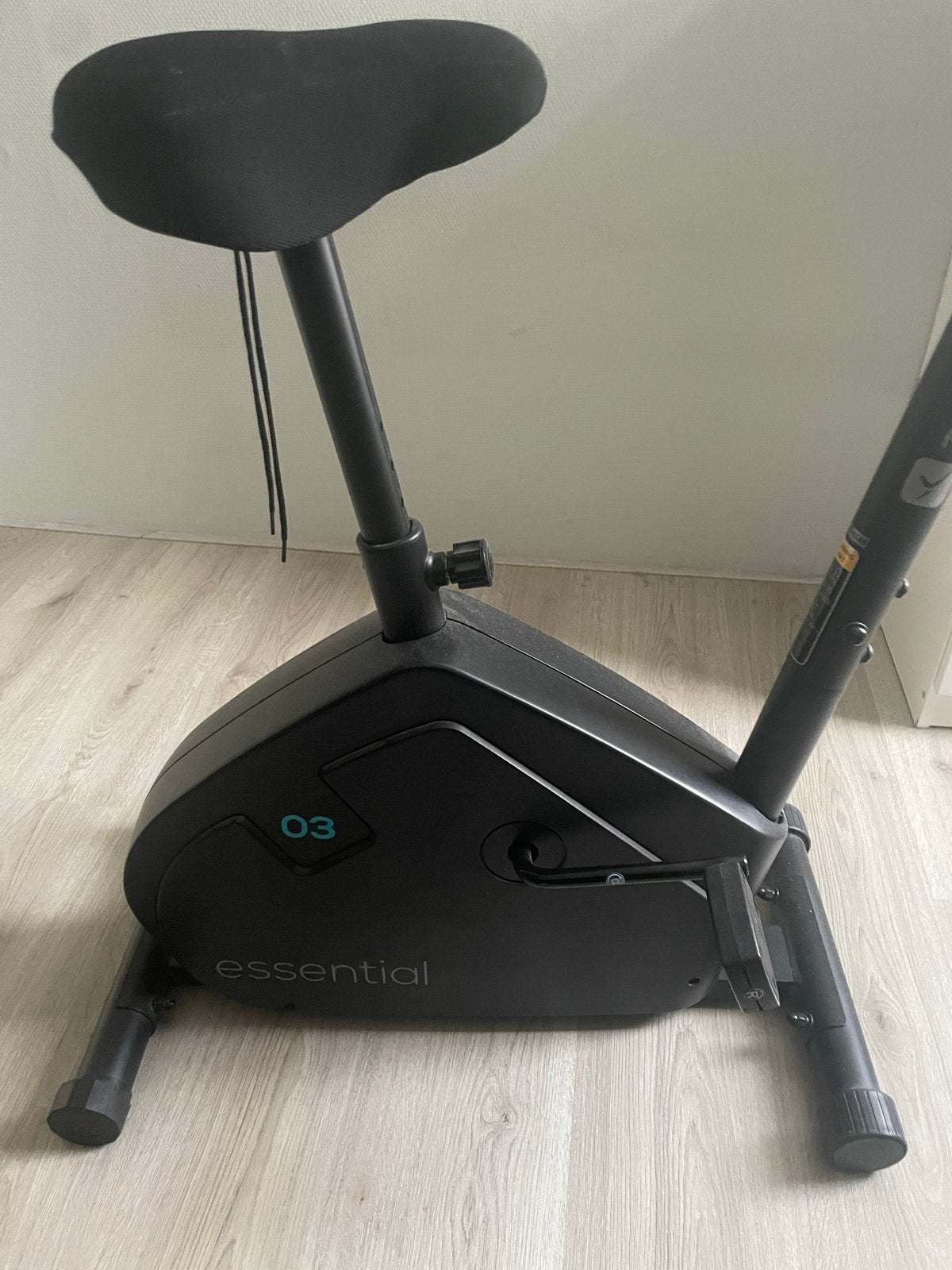 Domyos Hometrainer met Display - Zo goed als nieuw, Sport en Fitness, Ophalen of Verzenden, Zo goed als nieuw, Benen, Hometrainer