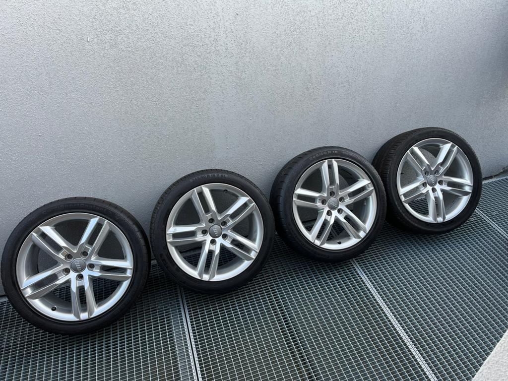 Audi A4 velgen origineel audi 245 40 18, Auto-onderdelen, Banden en Velgen, Ophalen, 18 inch, 245 mm, Nieuw