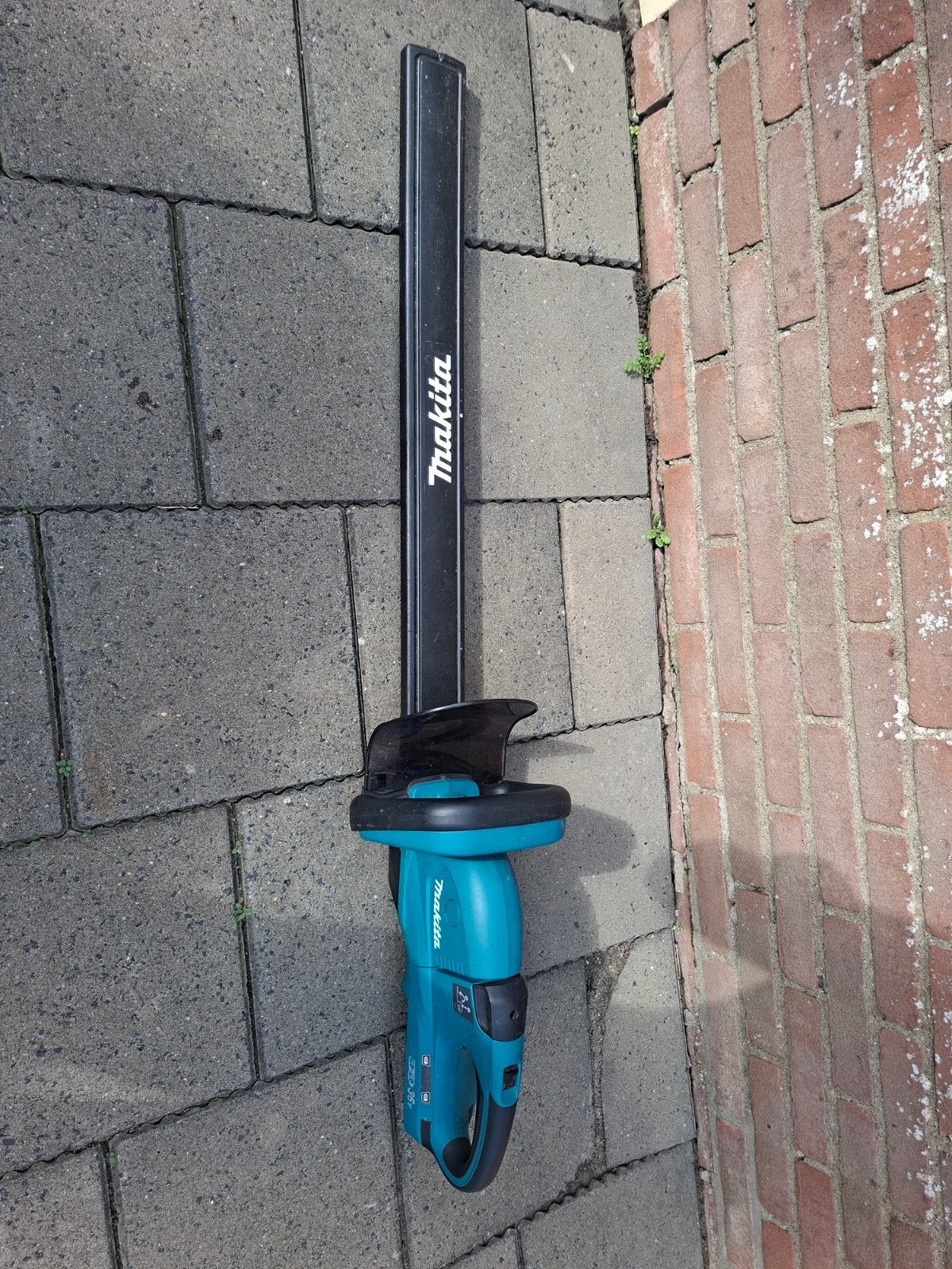 makita heggenschaar 36v, Tuin en Terras, Ophalen, Gebruikt, Accu, Makita