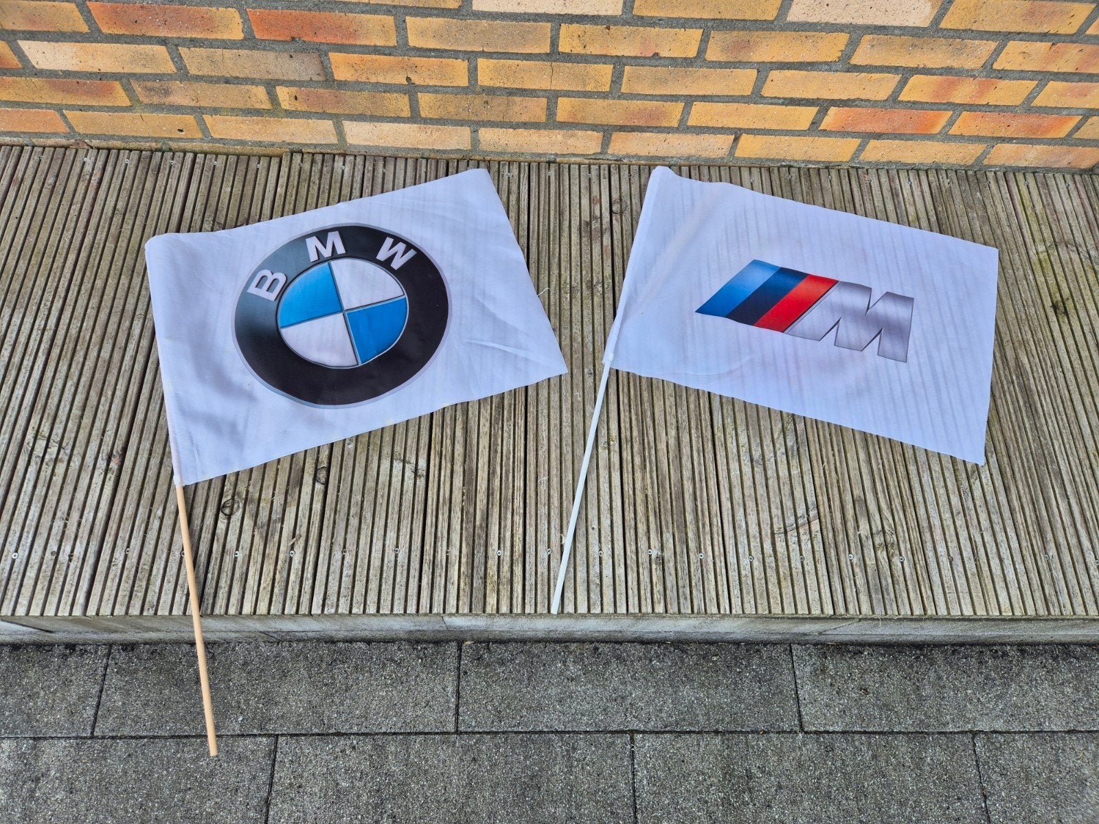 BMW M Power vlaggen, Verzenden