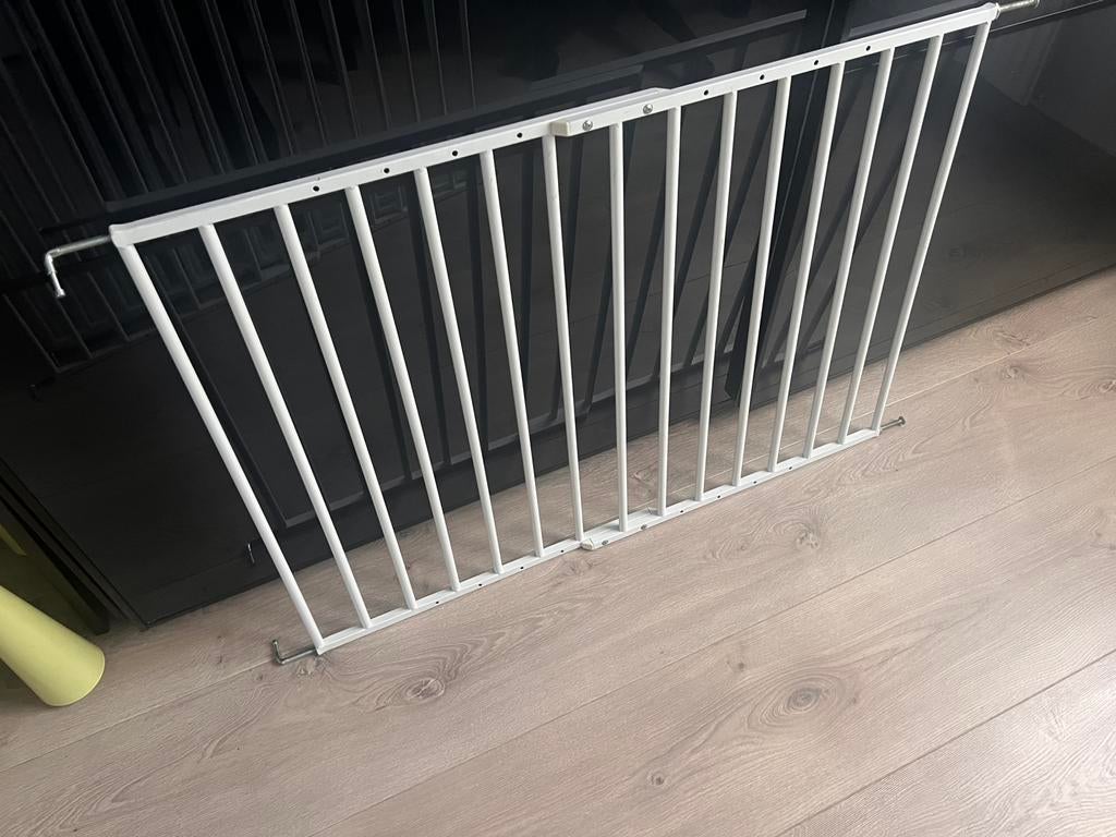 Verstelbare traphek wit metaal 60cm-107cm, Ophalen, Gebruikt, 100 tot 115 cm, Klemhekje