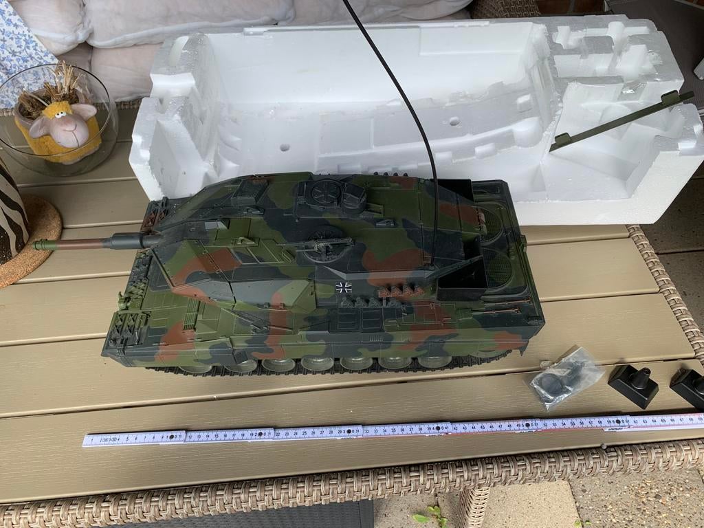 LEOPARD 2A5 schaal 1:16 zonder afstandsbediening, Overige merken, Gebruikt, Tank, Groter dan 1:32