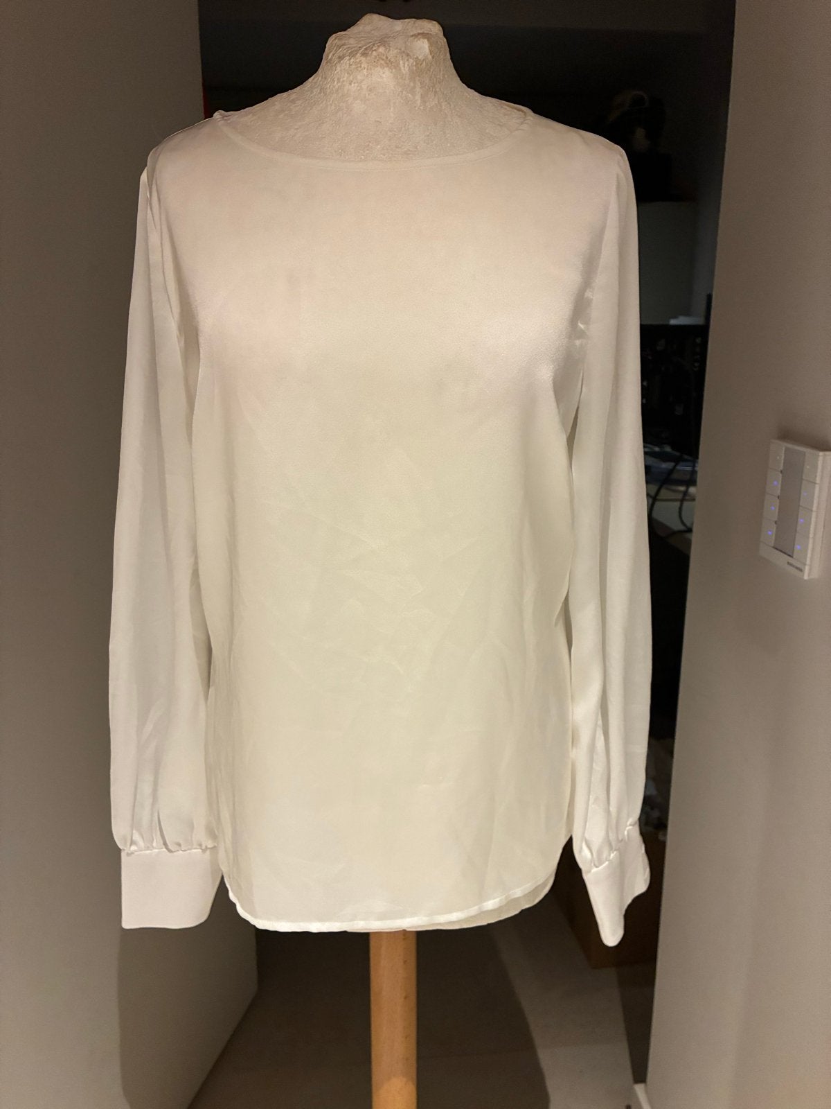 LaDress Ivoorkleurige Top Maat S met Pofmouwen - AVA Couture, Ophalen of Verzenden, Zo goed als nieuw, Maat 36 (S), Wit