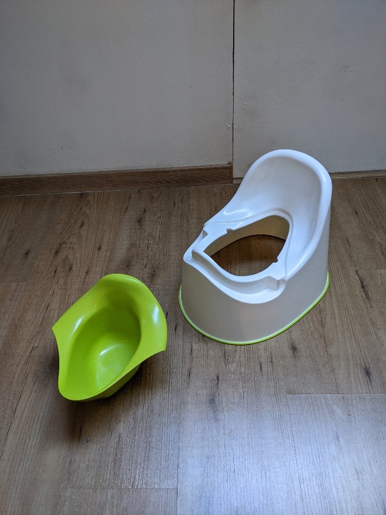 Ikea potje, Kinderen en Baby's, Ophalen, Zo goed als nieuw