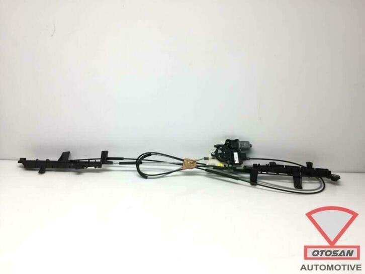 vw touareg 2017 bagagebekleding aandrijfeenheid 760863560a, Gebruikt, Volkswagen, Volkswagen AG, Berliner Ring 2
38440  Wolfsburg, DE