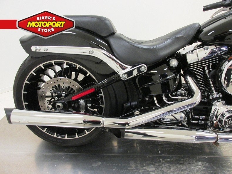 Harley-Davidson FXSB BREAK OUT (bj 2017), Motoren, Nobelweg 4
4462 GK  Goes, NL, Harley Benelux, Info@harleybenelux.nl, Chopper