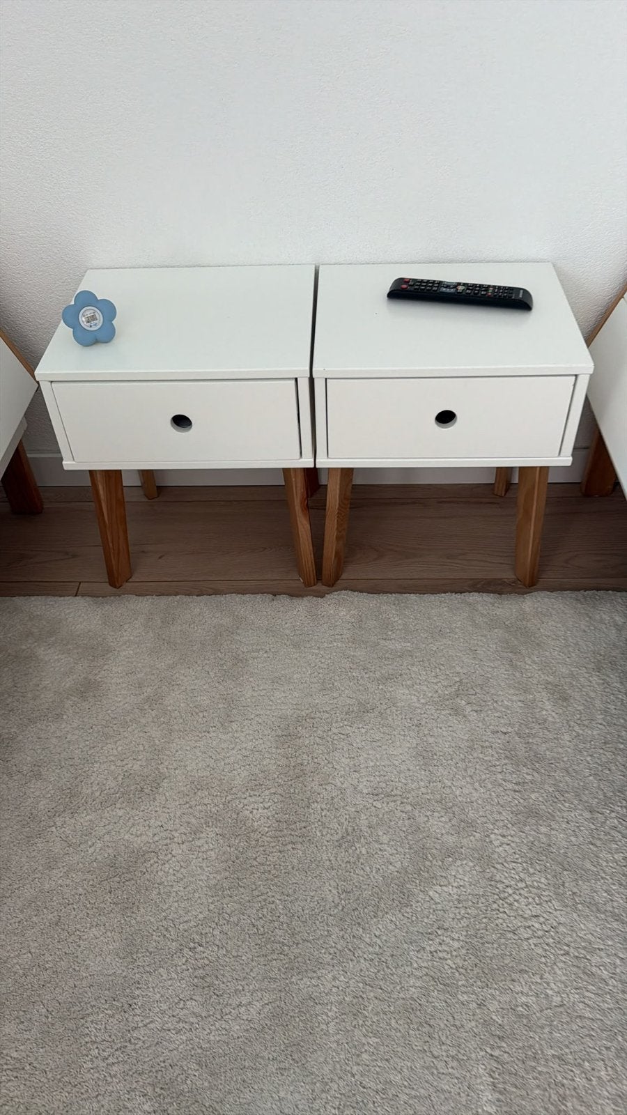 Complete kinderkamer: 2 bedden, 2 kasten, 2 nachtkastjes, 70 tot 85 cm, Ophalen of Verzenden, Zo goed als nieuw, Matras