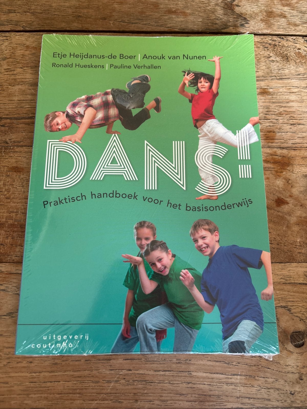 DANS! Praktisch handboek voor het basisonderwijs, Jongen of Meisje, Nieuw, Ophalen of Verzenden, Voorleesboek