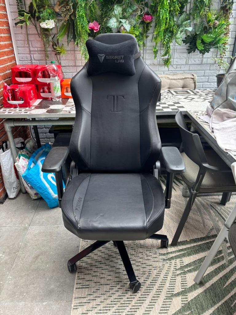 Secretlab Titan 2020Gaming Stoel - Zwart, Huis en Inrichting, Bureaustoelen, Ophalen, Zwart, Zo goed als nieuw, Bureaustoel