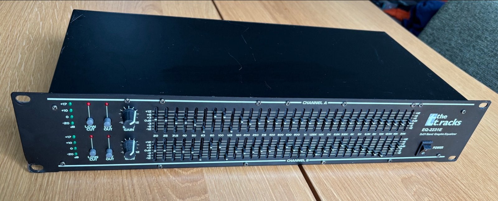 The T.Racks EQ-2231E Grafische Equalizer - 31 Band Stereo, Ophalen of Verzenden, Gebruikt, Equalizer