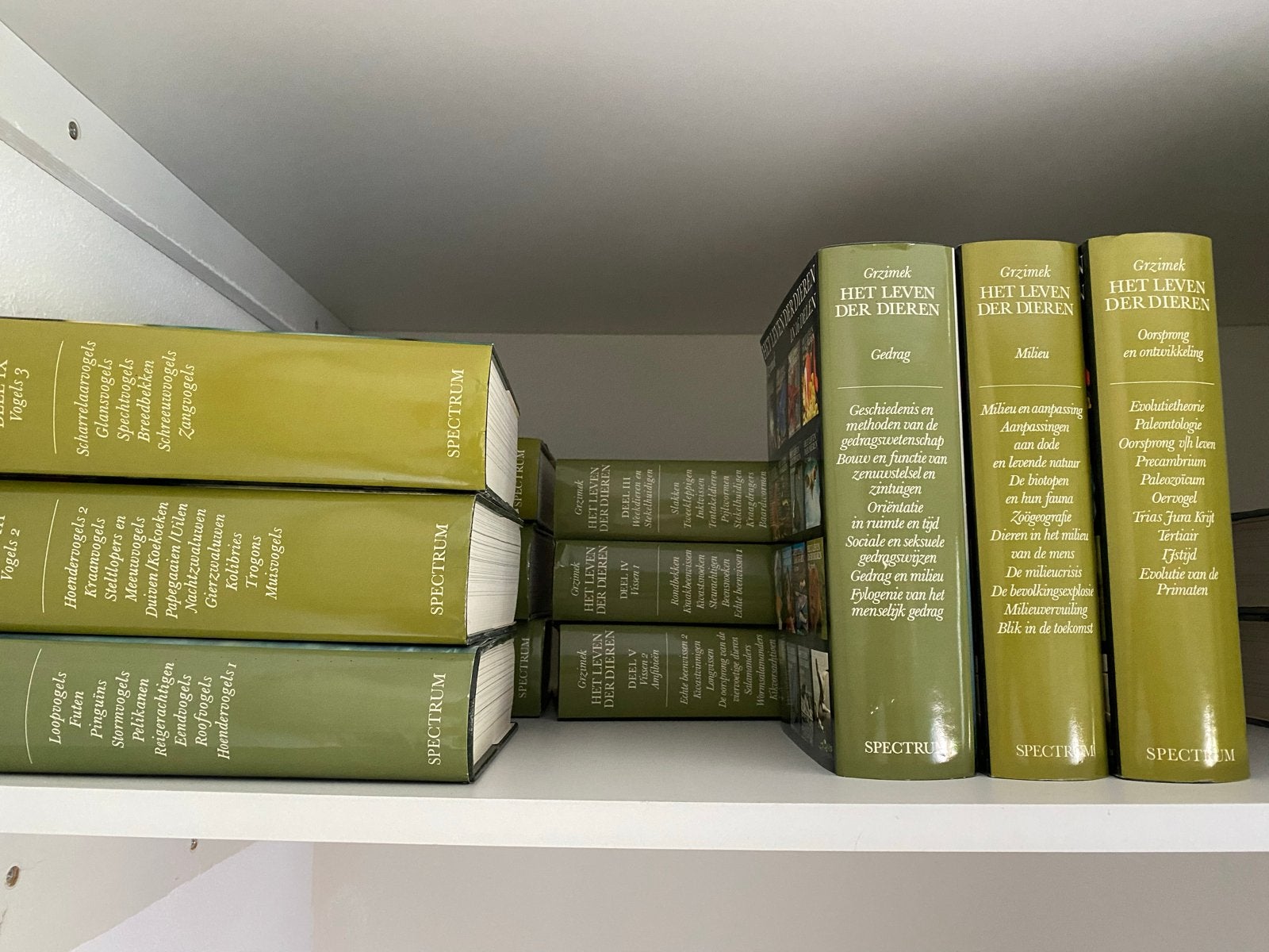 Grzimek's Het Leven Der Dieren - Complete Set, Boeken, Natuur, Gelezen, Natuur algemeen, Ophalen