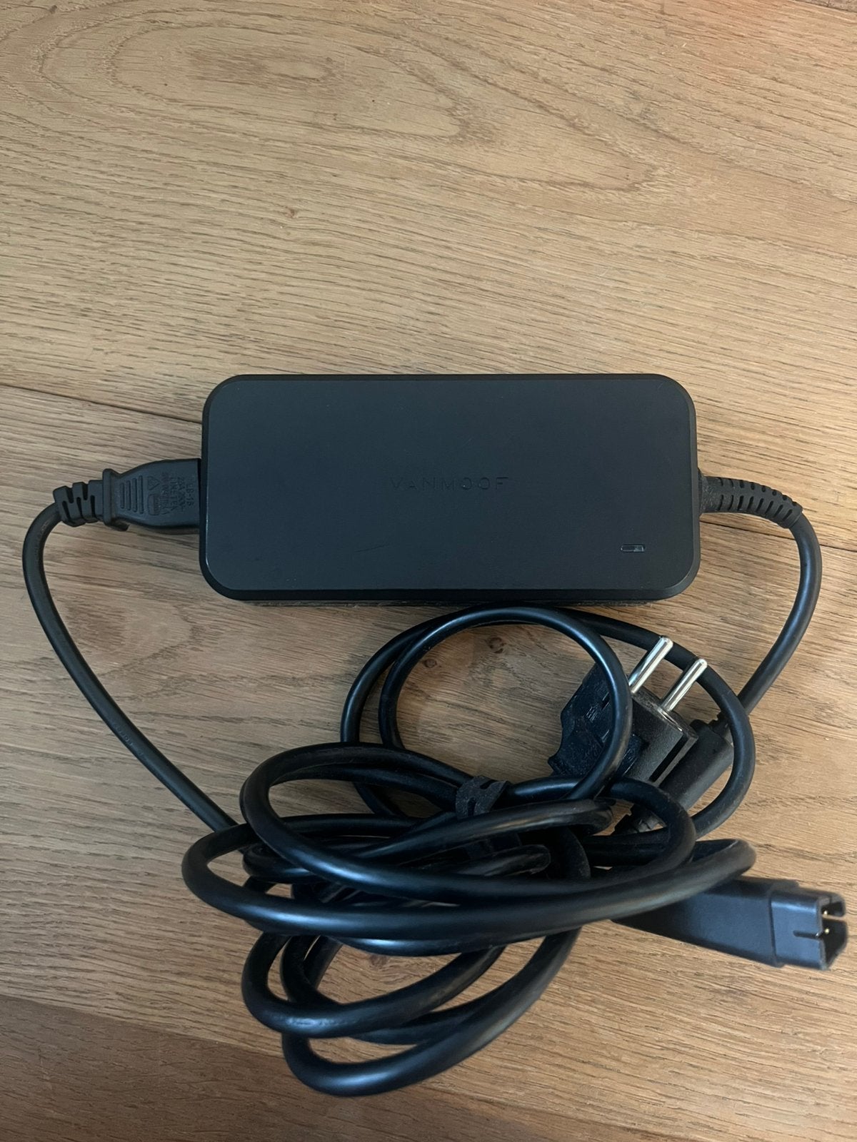 VanMoof S5 oplader, Zo goed als nieuw
