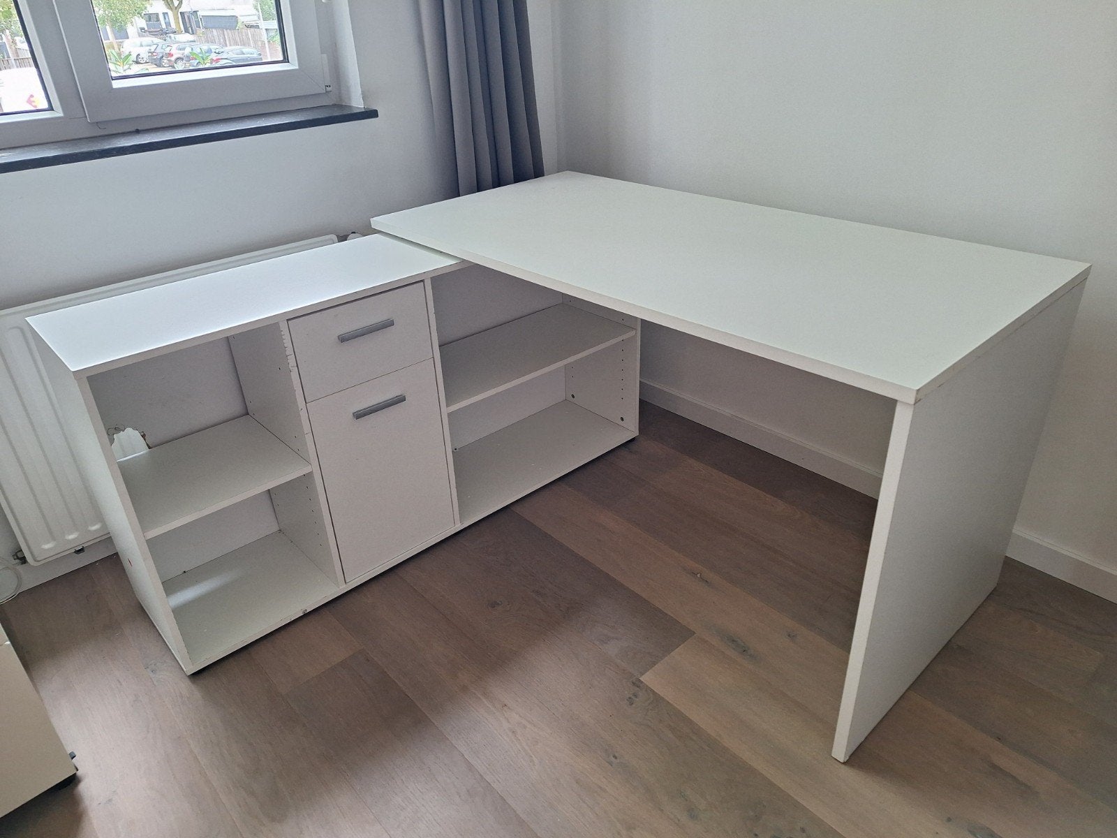 Wit bureau, gratis ophalen, beschadigd, Huis en Inrichting, Ophalen, Gebruikt