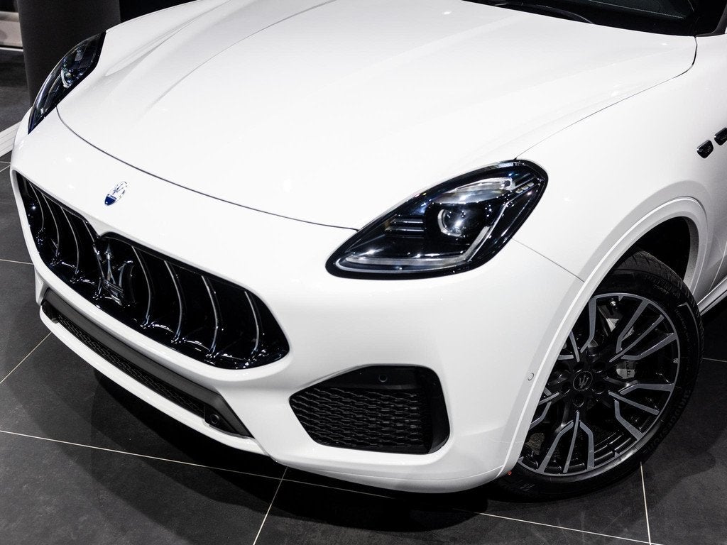 Maserati Grecale 2.0 MHEV GT | 300pk | 360 Surround camera |, Auto's, Maserati, Automaat, 1995 cc, 4 cilinders, Wit