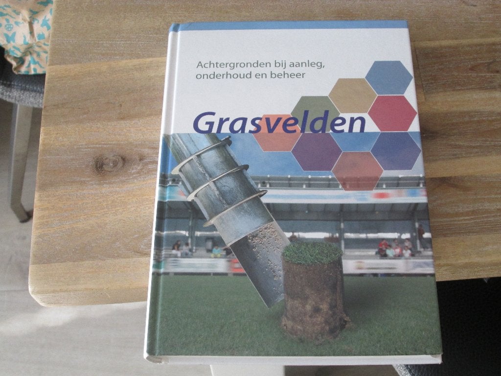 Grasvelden: Aanleg, Onderhoud en Beheer, Nieuw, Ophalen of Verzenden, IPC Groene Ruimte, Beta
