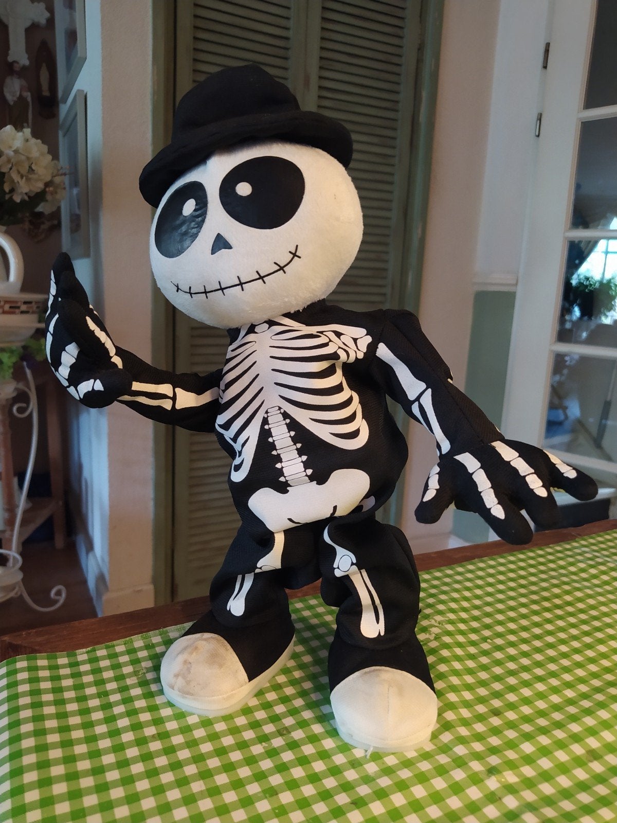 Dansend Skelet met Hoed - Halloween Decoratie, Ophalen of Verzenden, Gebruikt