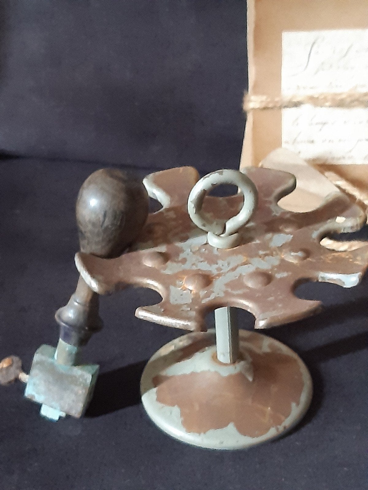 Ouderwetse stempelmolen rekje,-houder,landelijk ,industrieel, Antiek en Kunst, Curiosa en Brocante, Ophalen of Verzenden