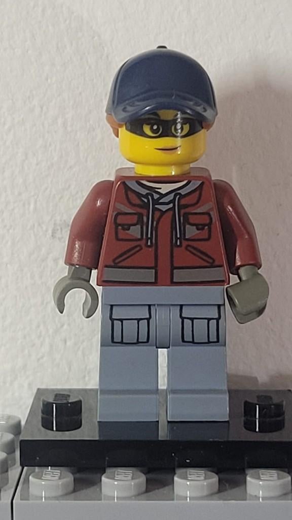 LEGO Minifigure-Cece-In zeer goede staat, Kinderen en Baby's, Speelgoed | Duplo en Lego, Compleet, Lego, Ophalen of Verzenden