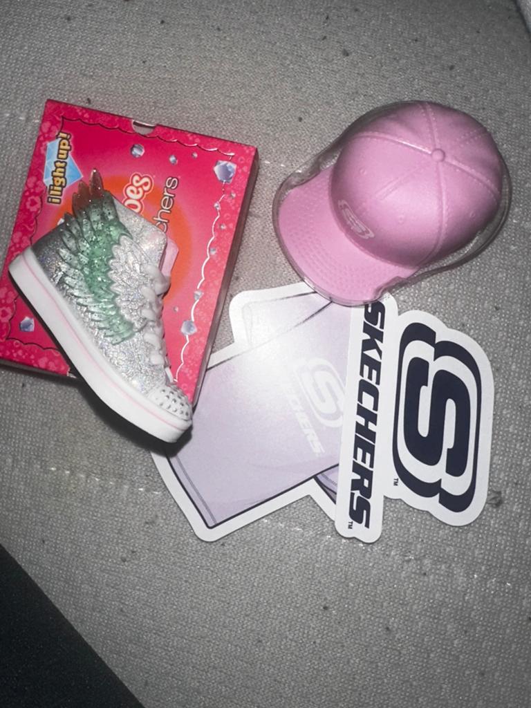 Mini brands sneakers, Verzenden, Jongen of Meisje, Schoenen