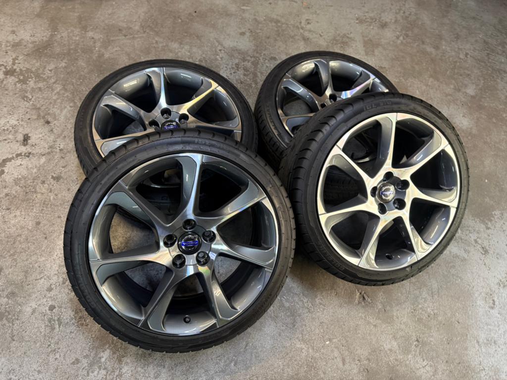 ✅ 18 inch Volvo Portunus Velgen 5x108 C30 V40 V50 S60 V70 R, Auto-onderdelen, Banden en Velgen, 18 inch, Gebruikt, Banden en Velgen