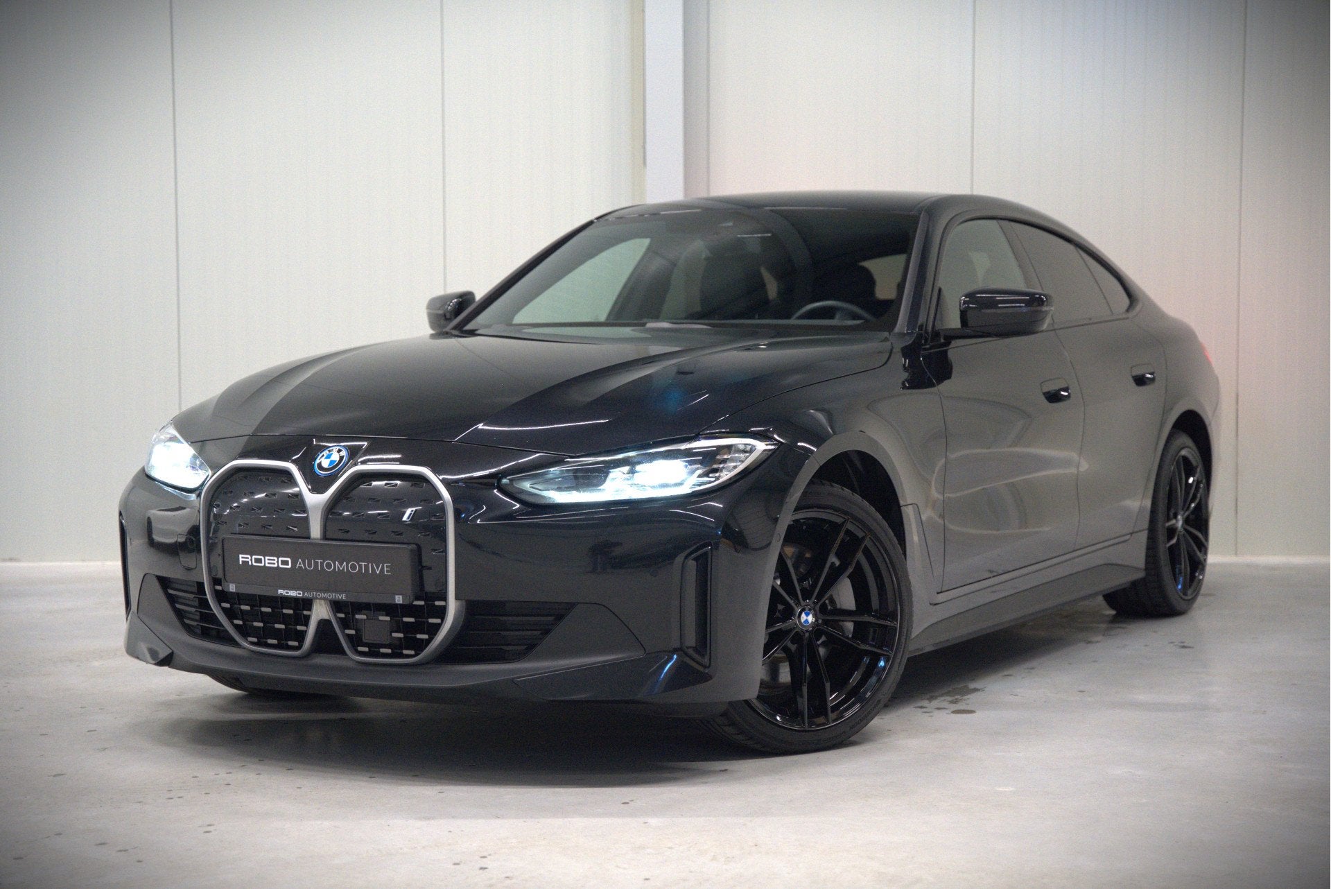 BMW i4