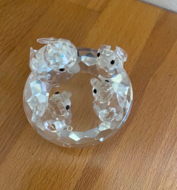 Swarovski Eend met kleine eendjes op voetstuk, Verzamelen, Ophalen of Verzenden, Zo goed als nieuw, Figuurtje