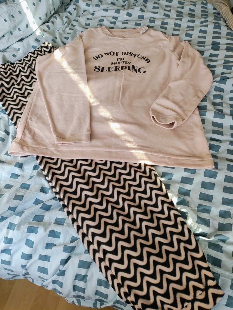Primark fleece pyjamas, Kleding | Dames, Primark, Beige, Maat 46/48 (XL) of groter, Nieuw
