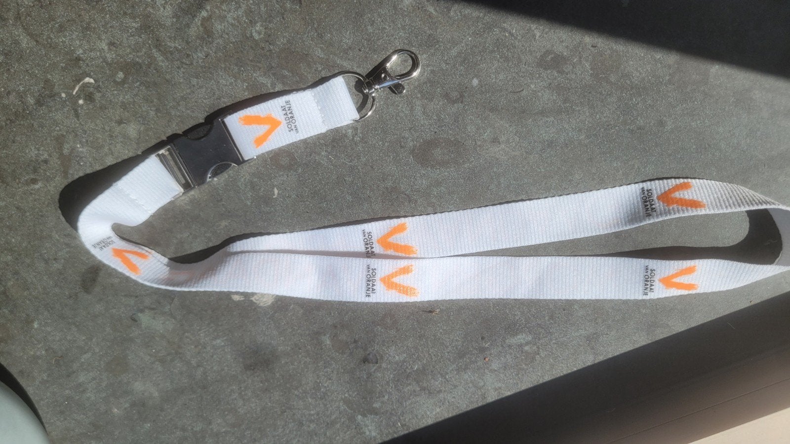 Soldaat van Oranje de musical keycord, Eén persoon
