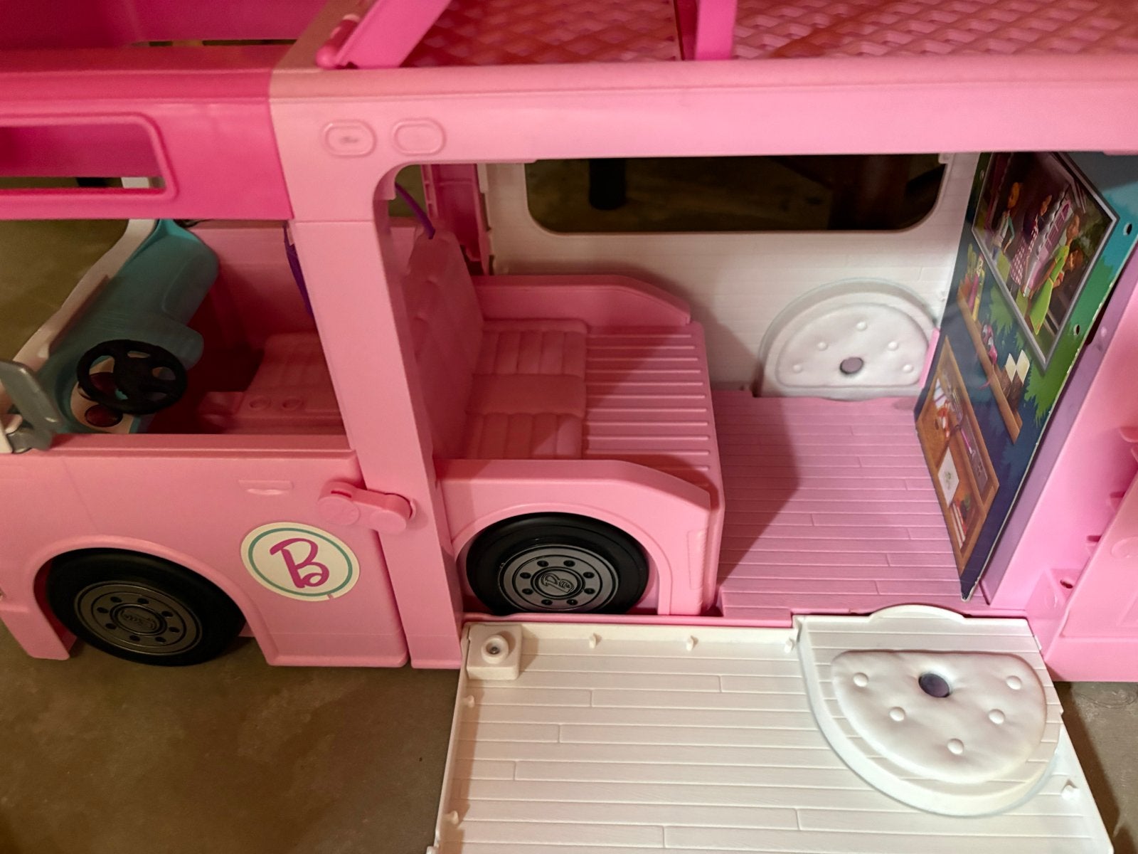 Foto 21 van Groot Barbie huis met veel extra's en accessoires