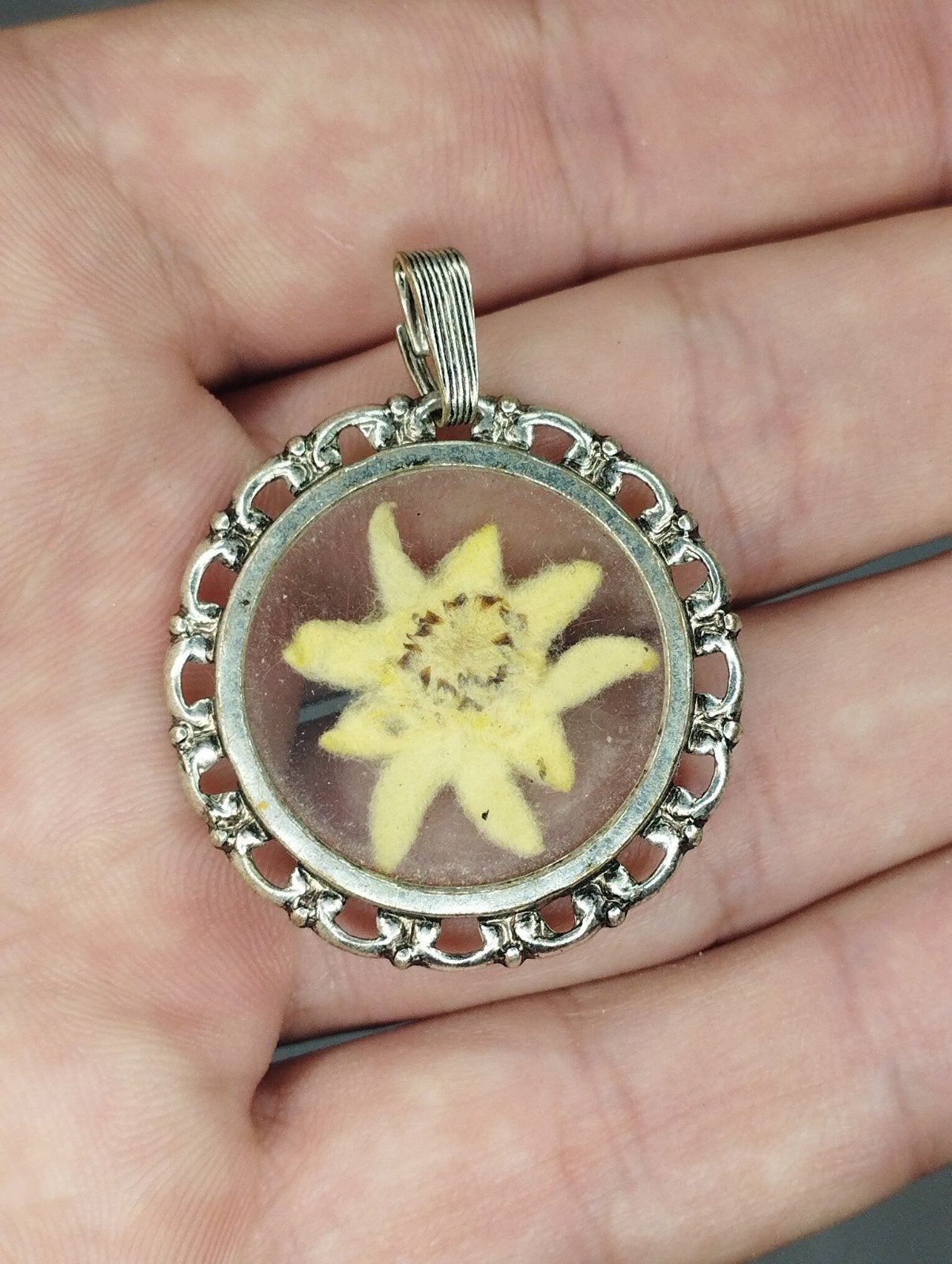 Oude zeldzame edelweiss hanger, Ophalen of Verzenden, Zo goed als nieuw, Zilver, Overige materialen